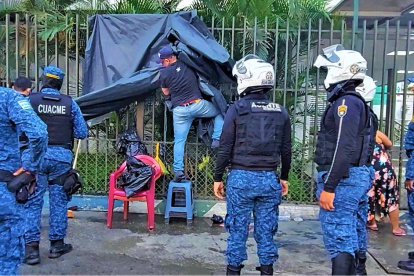 Hecho. El operativo se dio en los exteriores del hospital Teodoro Maldonado, en el sur.