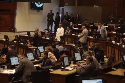 Entre los legisladores ya surgen las primeras acusaciones y sospechas sobre negociación de votos.