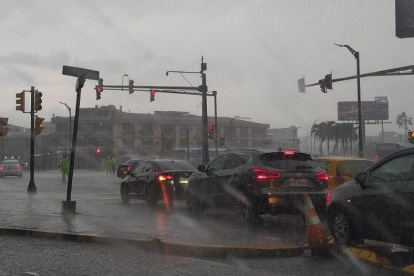 Situación. Este es el estado de una vía del norte de la ciudad.