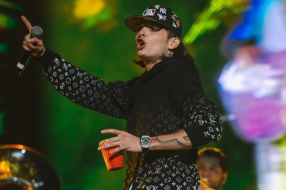 Hace unas semanas tocó por primera vez en el Foro Sol invitado por Grupo Firme.