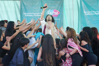 Actividad. El elenco Broadway Bolivia pone en escena la ópera rock “Jesucristo Superstar”, en La Paz.
