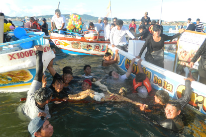 Dato. Hay dos Cruces: Engabao y Puerto Engabao, ambas son llevadas.