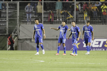 El Bombillo trató de conseguir el empate, pero no lo logró.