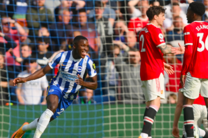 Moisés Caicedo estaría dentro de los nombres que interesan a Erik Ten Hag.