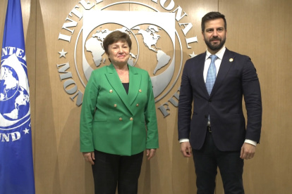 La directora del FMI; Kristalina Georgieva, con el ministro de Finanzas, Pablo Arosemena, en un encuentro en 2022.