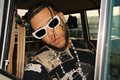 El también productor cuenta con más de 26 millones de oyentes mensuales en Spotify.