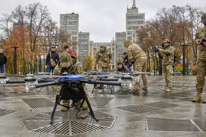 Uso. Su versatilidad y facilidad  para desplazarse en terrenos irregulares los hace ideales en varias operaciones.
