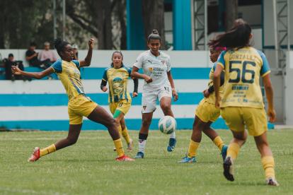 Los equipos estaban listos para el inicio de la quinta edición de la Superliga femenina.