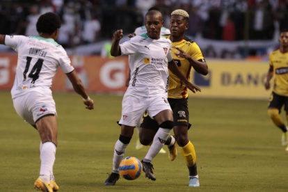 El ´rey de copas´ y el ´ídolo del astillero´ se vuelven a ver las caras en Quito.