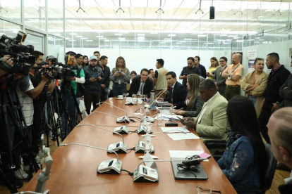 Ambiente. En una tensa sesión, Fiscalización conoció las pruebas que fueron remitidas por la defensa de Lasso.