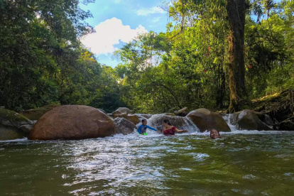 Los comuneros kiwchas amazónicos de Muyuna se dedican al turismo comunitario.