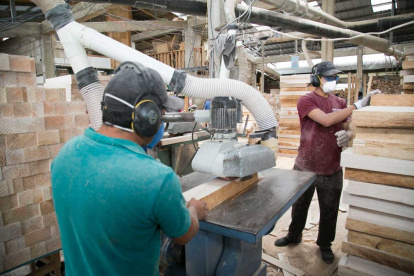 Labor. Uno de los pequeños negocios que generan empleo.