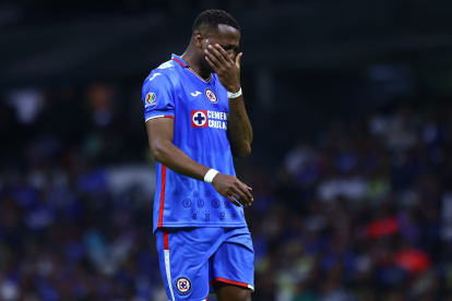 El ecuatoriano Michael Estrada rompió en llanto al confirmarse su expulsión.