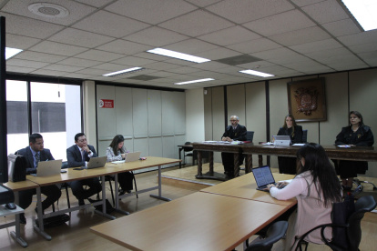 Diligencia. A inicios de marzo de 2023 se formularon cargos en contra de 37 sospechosos.