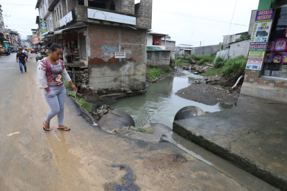 Zanja en la que se ahogó taxista Douglas Marcillo Chavarria.