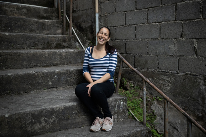 Pistas. Yaizis Hidalgo, de 44 años, es una  ama de casa que ayuda en un comedor social de Caracas.