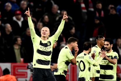 Erling Haaland falló un penal y marcó un gol en el empate ante el Bayern Múnich.