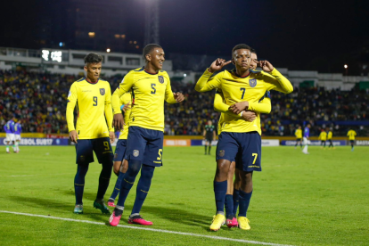 La selección de Ecuador sub 17 lidera la tabla del Sudamericano Sub 17.