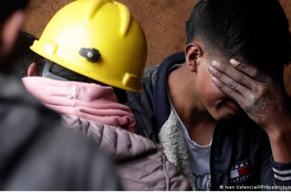 Se trata de poder sacar a los siete mineros atrapados en una mina de carbón.