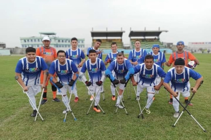 El equipo de deportistas viajó ayer hacia territorio cafetero. Cuatro de ellos lo hicieron vía terrestre y 7 vía aérea. Utilizaron sus propios recursos.