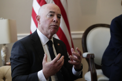 Fotografía de archivo del secretario de Seguridad Nacional de EE.UU., Alejandro Mayorkas.