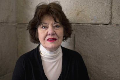 Anne Perry fue condenada por el asesinato de la madre de su mejor amiga.