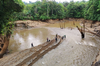 Los sedimentos son arrastrados por el río Guayllabamba y se acumulan en el embalse de la central hidroeléctrica