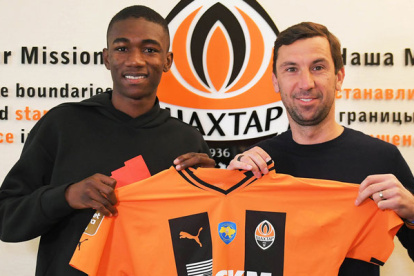 El joven volante formado en LDU, tendrá su primera experiencia europea.