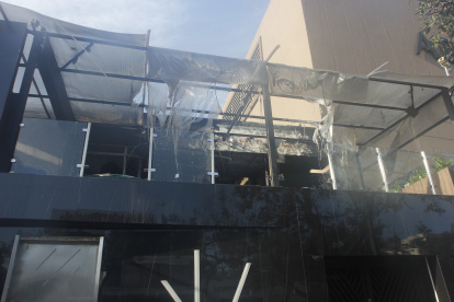 Incendio en discoteca en Urdesa Agencia (Ag-extra)