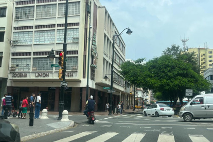 En el centro se evidencia constantemente este panorama con las motos eléctricas.