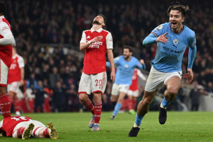 El Arsenal es puntero con 5 puntos de ventaja sobre el City que tiene dos partidos menos.