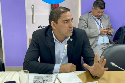 El legislador Ortiz reconoció que dio su aval al primer comunicado en el que se rechazaba la acusación de compra de conciencias en el PSC.