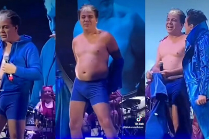 Cristian Castro durante su intervención en el escenario del Gran Rex en Buenos Aires.