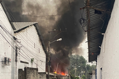 Hecho. Pasadas las 17:30 se registró el incendio en esta zona del norte.