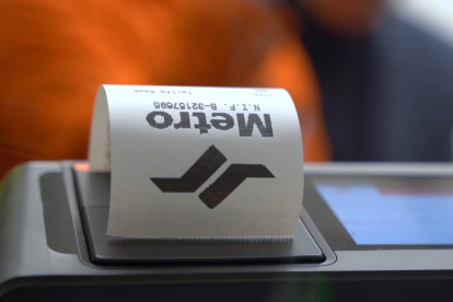Metro de Quito operará con pago en efectivo