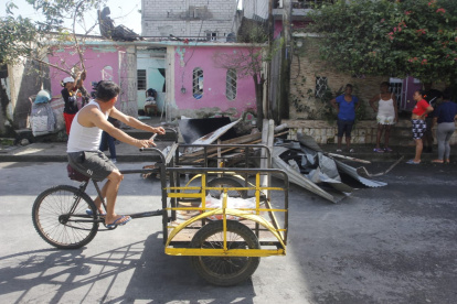 Preliminarmente se conoce que se utilizó una granada para cometer el atentado.