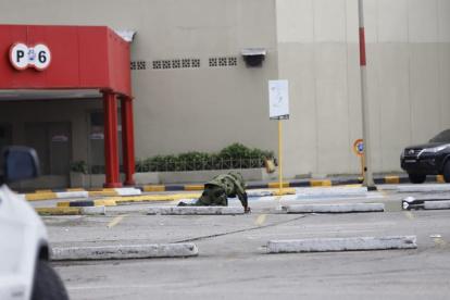 Un supuesto artefacto explosivo en el Complejo Judicial Albán Borja.