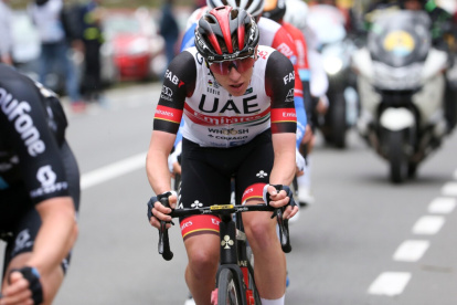 Pogacar ha estado alejado de las carreras luego de una fractura.