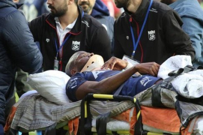 Superman, como se conoce al futbolista tricolor, sufrió una contusión en la cabeza.
