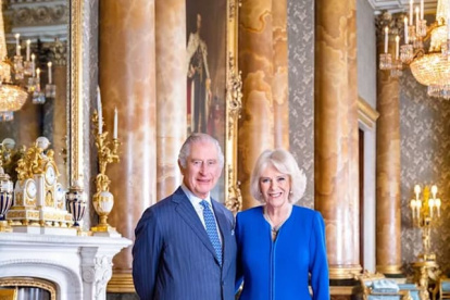 Camilla con Carlos III