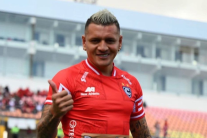 El ecuatoriano Carlos Garcés marcó un doblete en la victoria del Cienciano ante el Tarma.