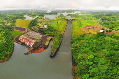 Imagen referencial de la presa Daule-Peripa.