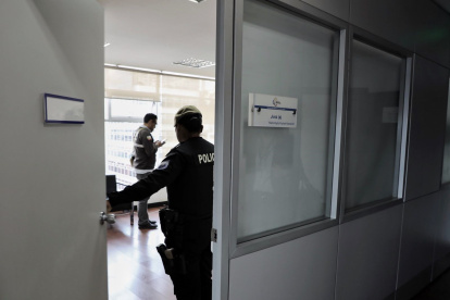 Diligencia. El miércoles se allanaron las oficinas del juez Fabián Fabara.