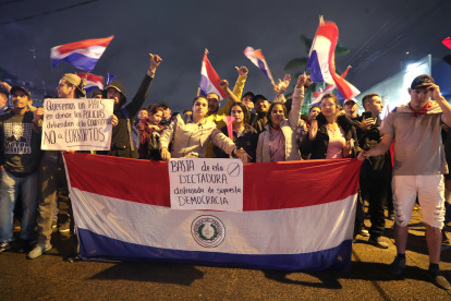 Seguidores del excandidato presidencial Payo Cubas.