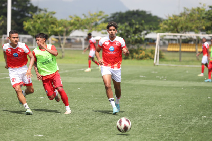 Johan Mina actualmente milita en el Rocafuerte de segunda categoría.