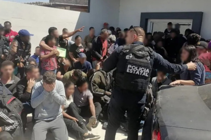 El momento exacto que fueron rescatados los cautivos