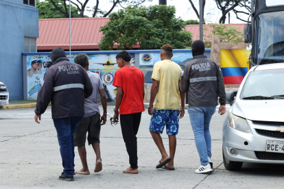 Los detenidos fueron presentados en el Cuartel Modelo de la Policía Nacional, en Guayaquil