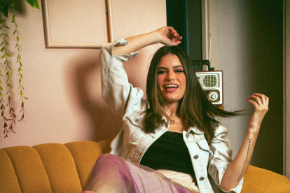 Tábata Alvarado creció rodeada de música y arte, pues sus padres son Troi Alvarado y Pamela Palacios.