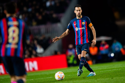 El histórico mediocampista del FC Barcelona se irá del club luego de 17 temporadas.