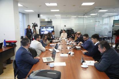 Solo tres votos favorables obtuvo el informe que fue propuesto por la presidenta de la mesa, Mireya Pazmiño.